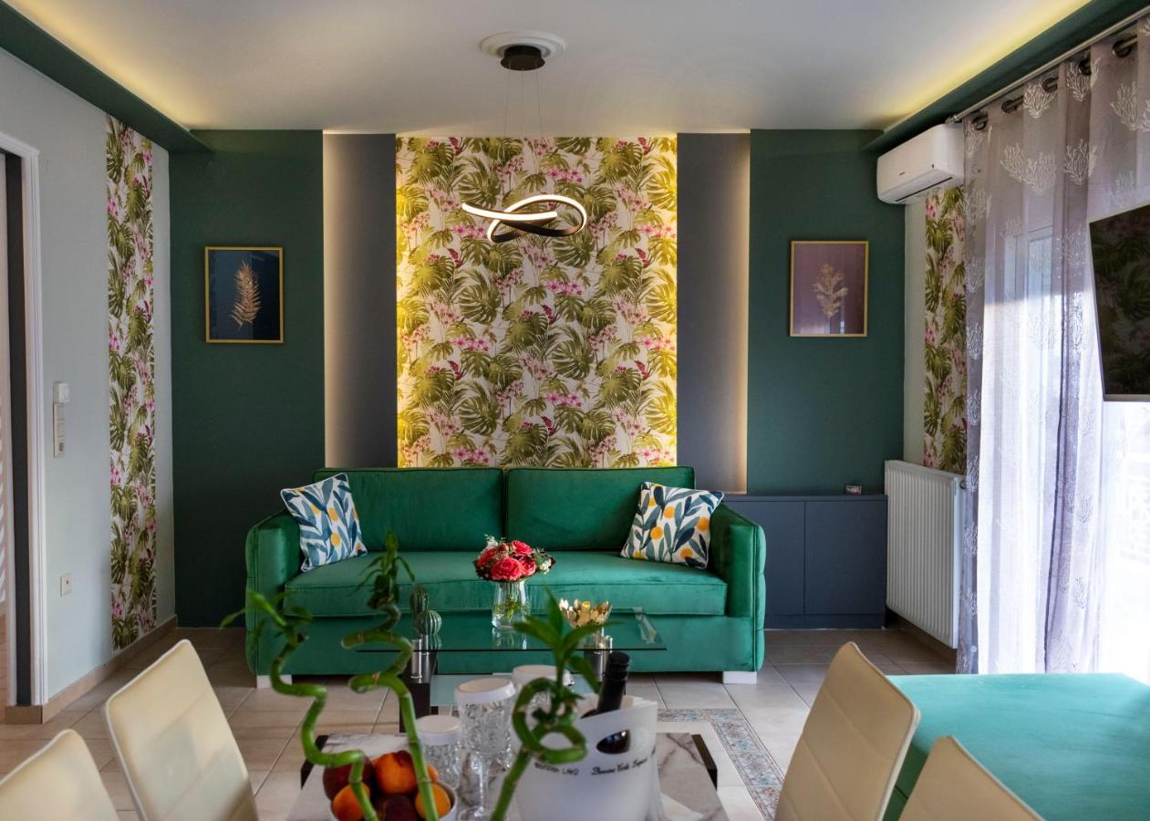Family Inn Apartments&Suites ネオス・マルマラス エクステリア 写真