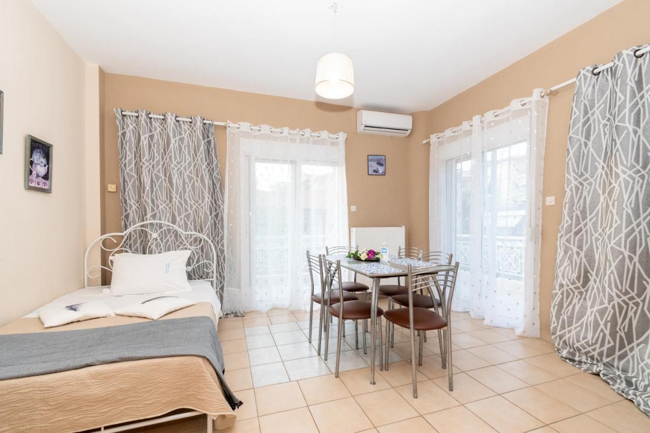 Family Inn Apartments&Suites ネオス・マルマラス エクステリア 写真