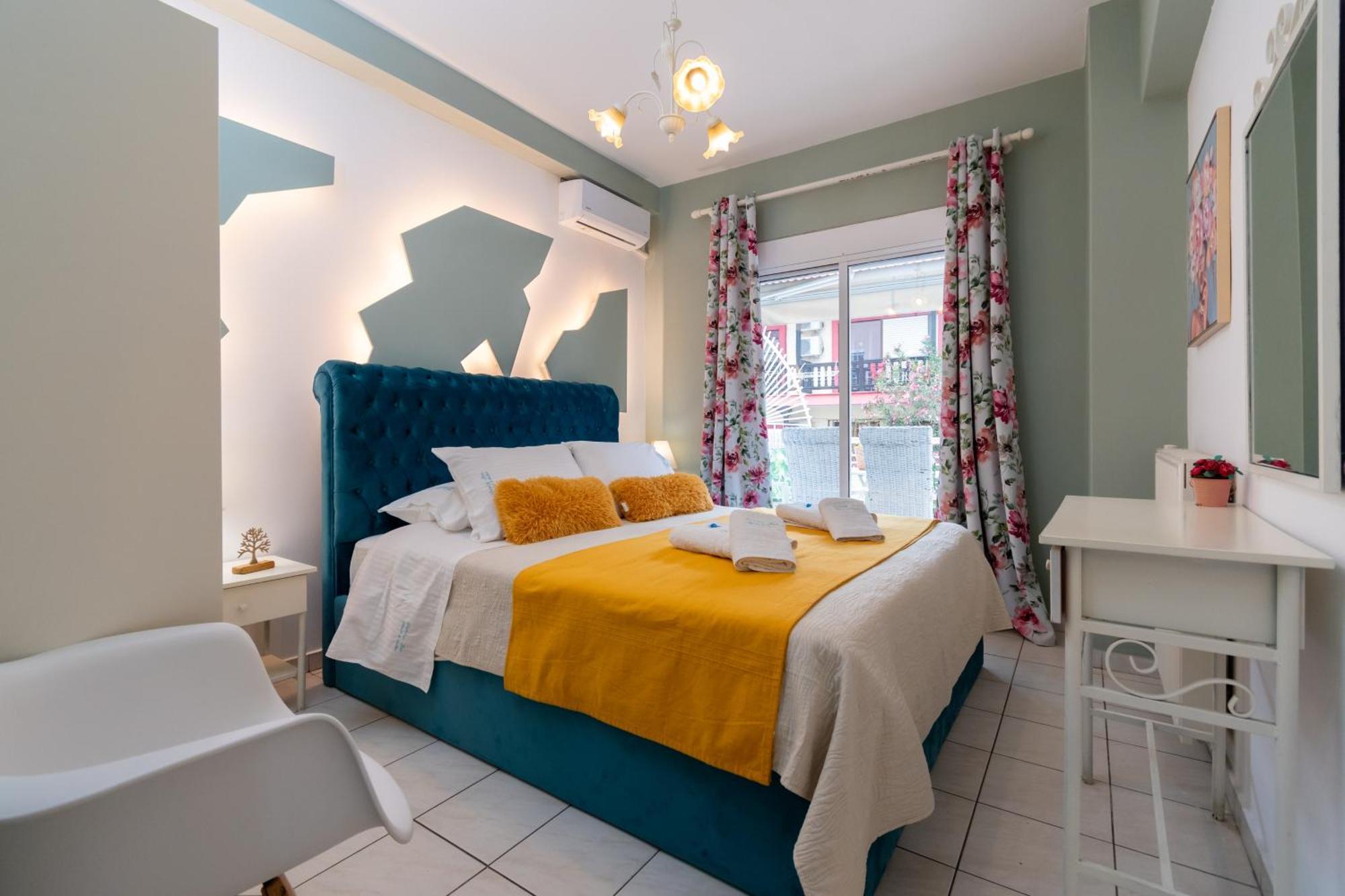 Family Inn Apartments&Suites ネオス・マルマラス エクステリア 写真